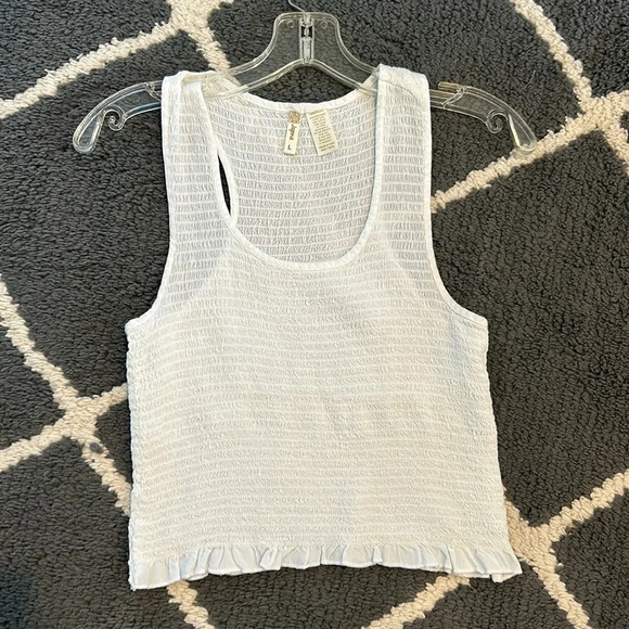 Cropped Ruffled Racerback Tank - Picture 2 of 5